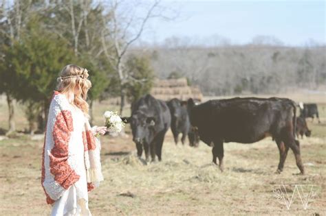 We Love A Bride With Cows Winters Lane Photography Southern