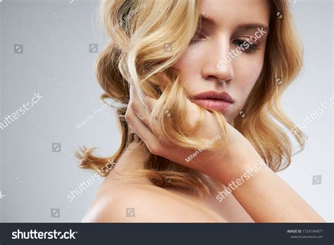 Beauty Portrait Gorgeous Blonde Woman Makeup Stock Photo Shutterstock