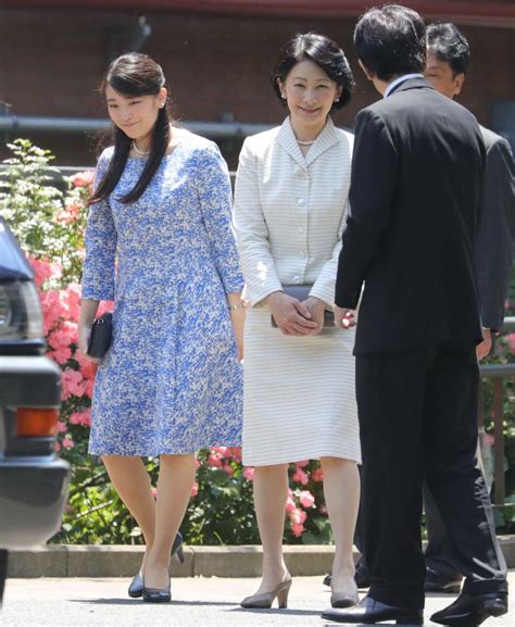 眞子さまが婚約報道後初公務、さわやかワンピース姿 - 社会 : 日刊スポーツ