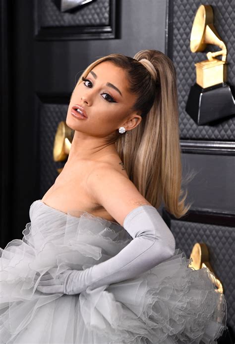 Ariana Grande 2020 Grammy Awards : r/gentlemanboners