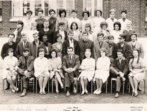 Photo de classe Terminale Philosophie de Lycée Gay Lussac Copains d avant