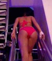 Naked Laury Thilleman In Splash