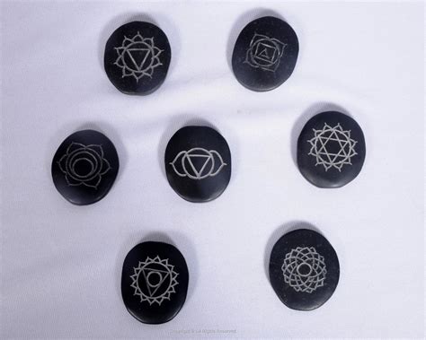 Hot Basalt Massage Chakra Stone Set Jet International