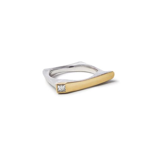 Princess cut diamond ring - KUNOKUNUI