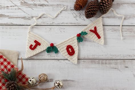 Over Best Free Christmas Crochet Projects To Make This Year Love