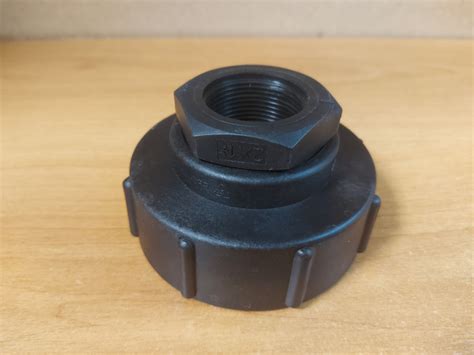 Крышка для еврокуба 100мм (крупная) х 1-1/4" внутр. - купить с ...