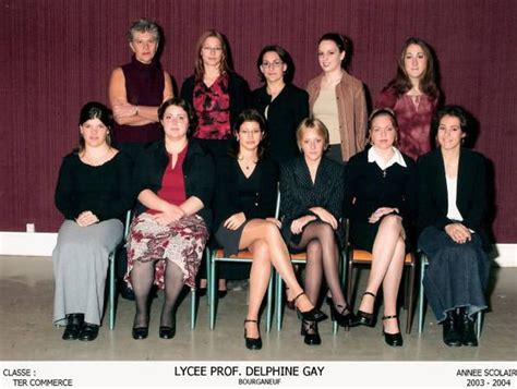 Photo De Classe Bac Pro Commerce De Lyc E Professionnel Delphine Gay Copains D Avant
