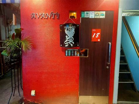 Top Lesbian Bars In Shinjuku Nichome That You Must Visit Japan Gay Guide