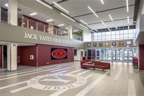 Jack Yates High School - Moody Nolan