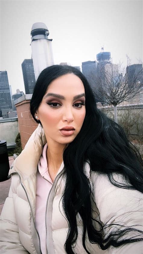 Pin By Pavan Kumar On Amy Babe Girls Selfies Girl Fashion