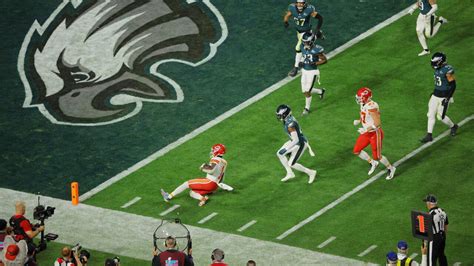 Chiefs Stage Second Half Comeback To Beat Eagles Win Super Bowl Lvii