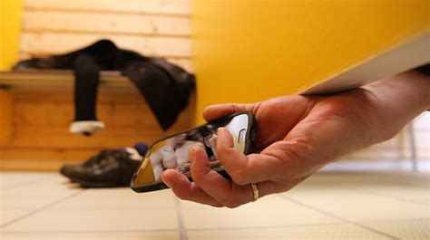 P Rchen Beim Sex Gefilmt Bew Hrungsstrafe F R Schwimmbad Spanner Lokale Nachrichten Aus Lemgo