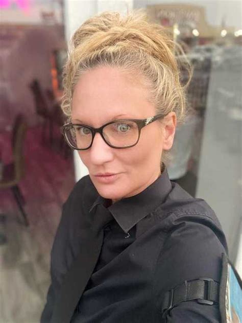 Emma CHRISTMAS Emmachristmas OnlyFans Nude And Photos