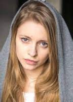 Karolina Bacia Nude Aznude