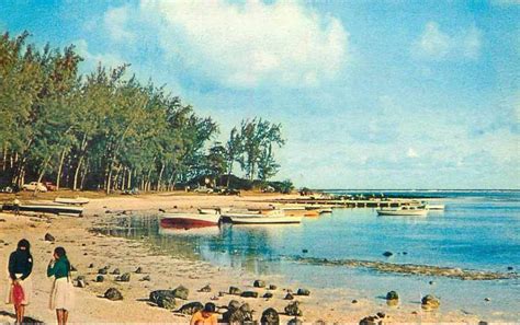 Blue Bay - Public Beach - 1970s - Vintage Mauritius