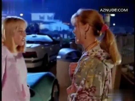 Elizabeth Anne Allen Nude Aznude