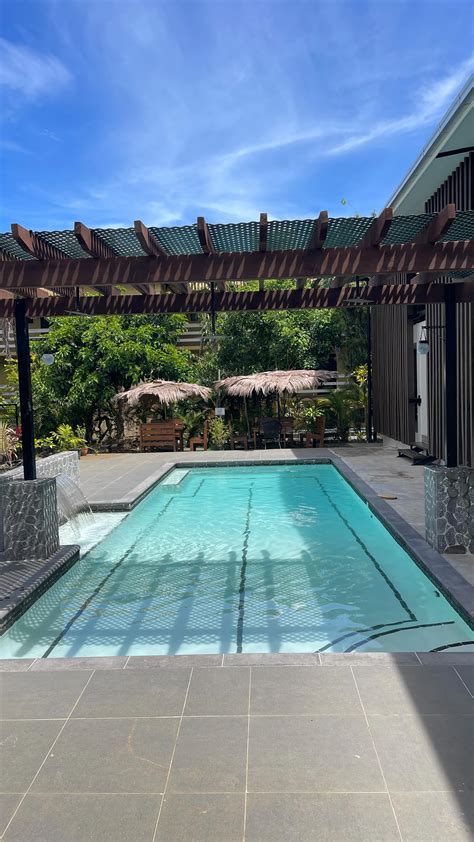 At The Warehouse Apartments, we offer both long-term and short-term