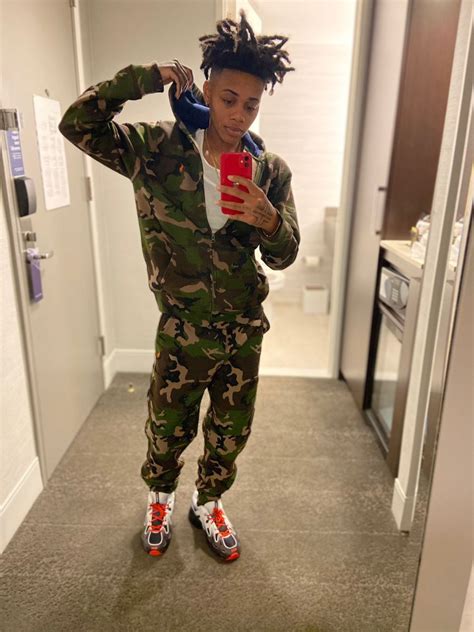 Pin By Lowkeycay On Studs Lesbian Outfits Tomboy Outfits Masc Girls Outfits