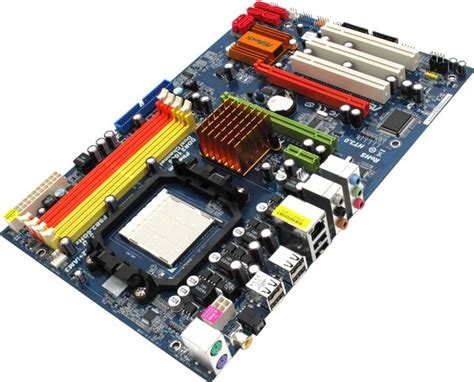 Asrock A770DE Socket AM2 AM2+ Oprema: