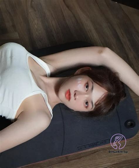 Top Ảnh Lê Bống nude mặc bikini khoe hàng cực nóng bỏng Ảnh Gái Xinh