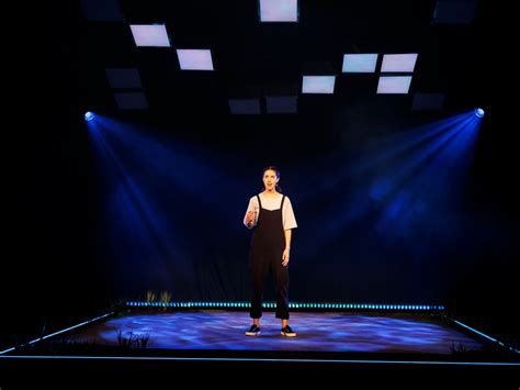 One Woman Show Tickets London Todaytix