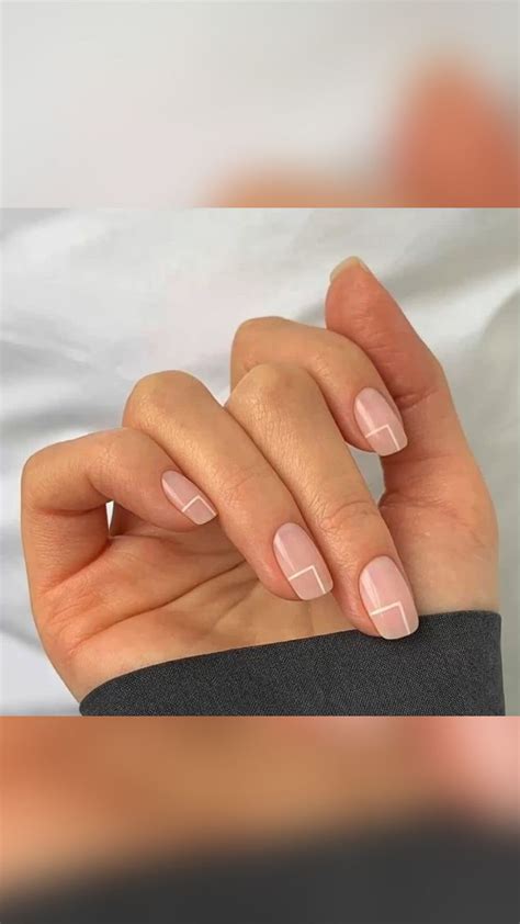Modern Nails Chic Nails Squared Nails Almond Nails Nude Manicure Fall Nails Nail Art