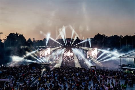 summer festival  fairs  sweden