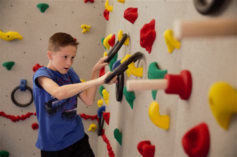 How To Add Ninja Elements To The Climbing Wall Everlast Climbing