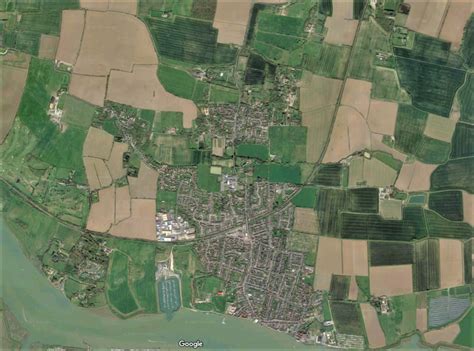 About Burnham On Crouch Burnham On Crouch Town Website