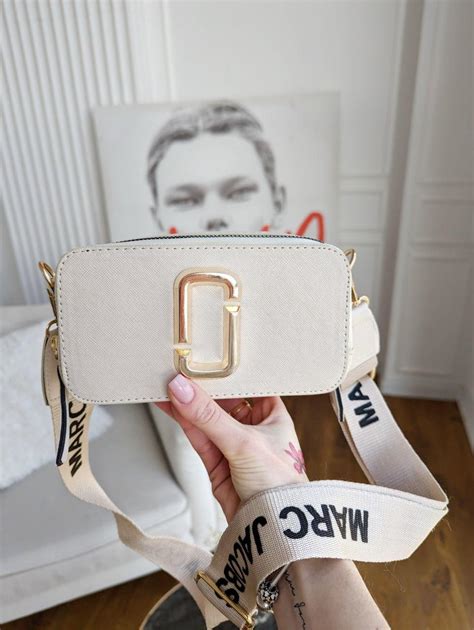 Женская Сумка Кросс Боди Marc Jacobs. Марк Джейкобс Молочный — Купить ...