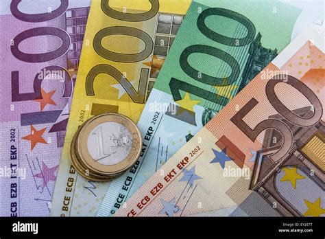 500 Euro Note Size