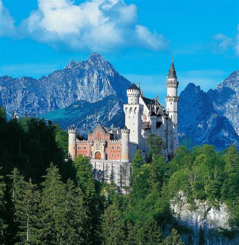 Schloss Neuschwanstein - CASTLEWELT®