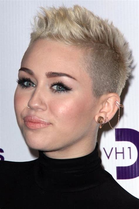 Miley Cyrus Haircuts 20 Hairstyles Of All Hair Lengths Miley Cyrus