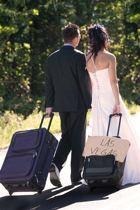 4 Online Promotion Tips for Las Vegas Wedding Venues - ArticleCity.com