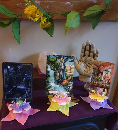 Unleash Your Confidence with Elle Daily Horoscope Readings and Advice 7