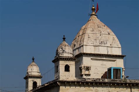 Mahakali Mandir In Chandrapur Red Earth