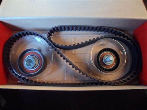 Комплект грм Gates PowerGrip Kit и помпа ТЗА — Lada Приора седан, 1,6 л ...