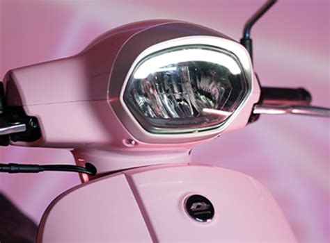 Tin xe máy hot 25 2 Kỳ phùng địch thủ của Honda Air Blade ra mắt giá 44 triệu đồng có phanh ABS