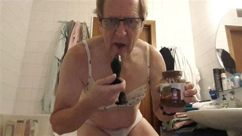 Jean Ce Fait Plaisir Dans La Salle De Bain Gay Amateur Porn XHamster