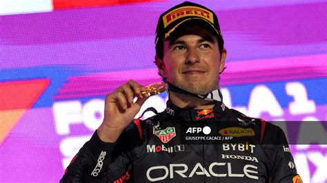 Checo Pérez gana el GP de Arabia Saudita logra el 1 2 con Verstappen