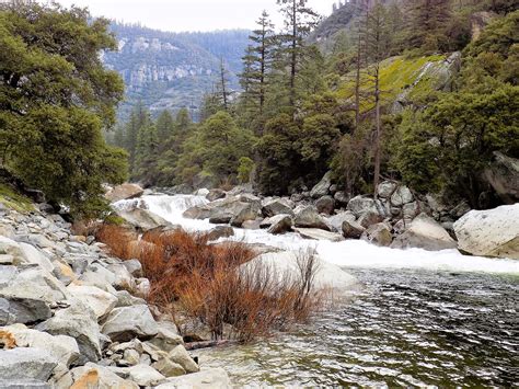 The Merced River Flows From Yosemite Valley Graham Hart Flickr