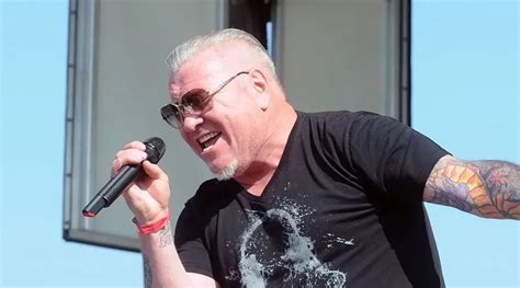 Steve Harwell Ex Vocalista Do Smash Mouth Morre Aos 56 Anos O Bairrista