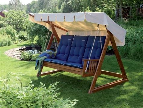 Матрас для садовых качелей: как сшить своими руками