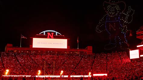 Fans are panicking as usc vs nebraska tickets sell out 22