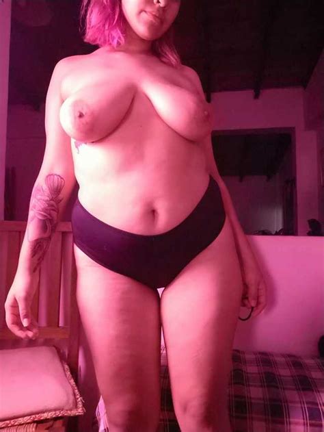 I love this red light ðŸ OC Porn Pic