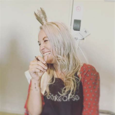 Hens Party Life Drawing Class With Nude Male Model