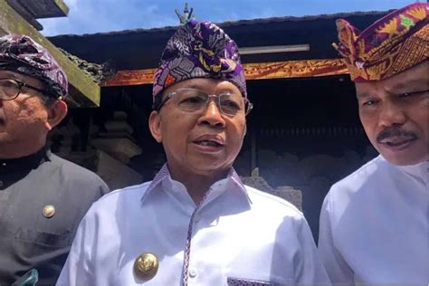 Gubernur Koster Bakal Tutup Pendakian Gunung Di Bali Asosiasi Pemandu