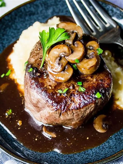 Ultimate Pan-Seared Filet Mignon Bordelaise Recipe
