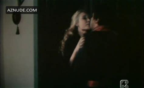 Il Letto In Piazza Nude Scenes Aznude