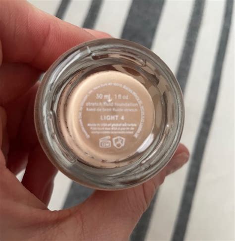 Glossier Stretch Fluid Foundation Review Good For Mature Oily Skin Wizardingbeauty